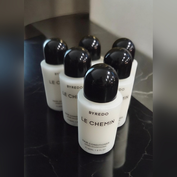 Byredo Le Chemin Hair Conditioner Minis • 40ml Travel Size (Set of 6) - Picture 2 of 3